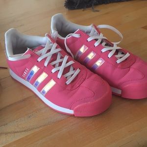 Adidas hot pink samoa